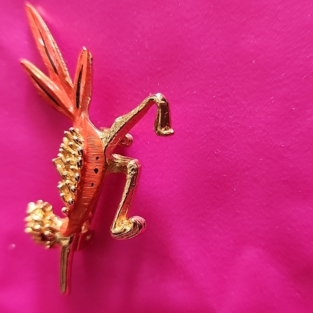 Vintage Goldtone Roadrunner